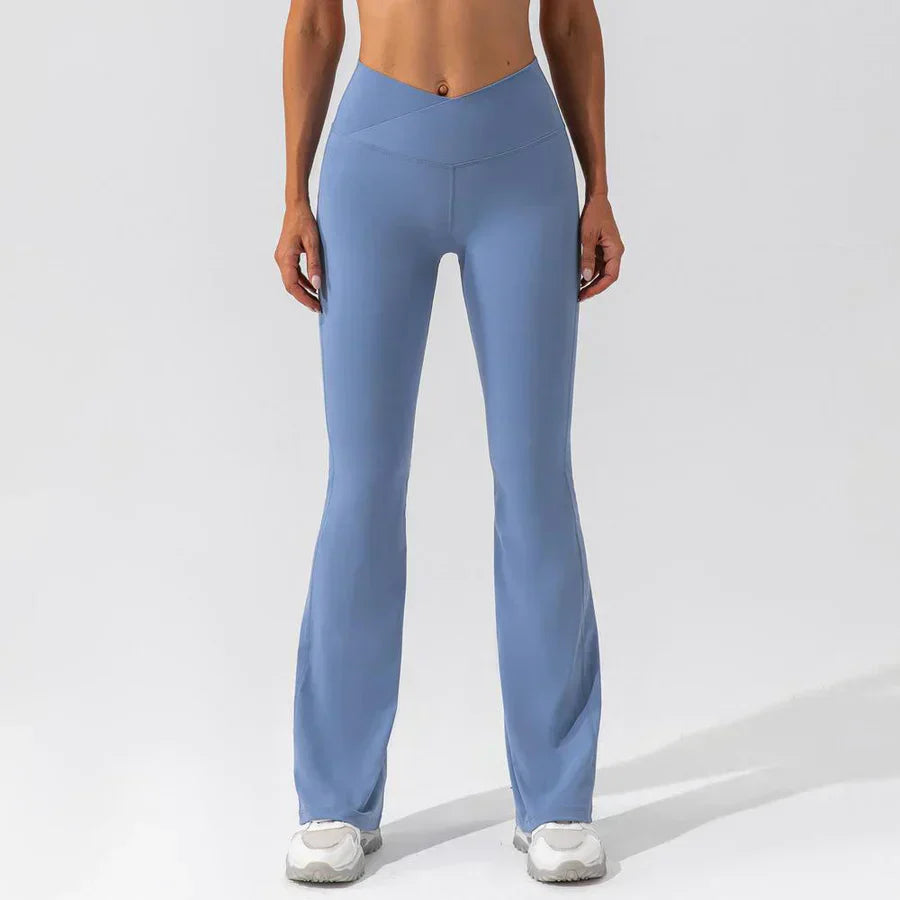 Women's Fitted Flared Sports Trousers with V-Waistband for Ultimate Comfort During Workouts