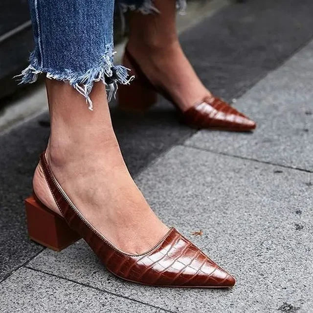 Amberly - Retro Pointed Slingback Heels with Chunky Block Heel