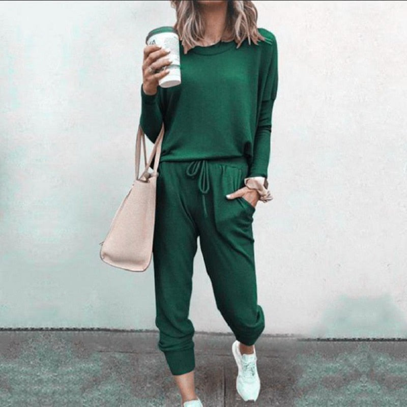 Adel | Women's Cozy Soft Two-Piece Jogging Set