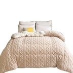 Ultra-Plush Winter Blanket - Thick and Luxurious