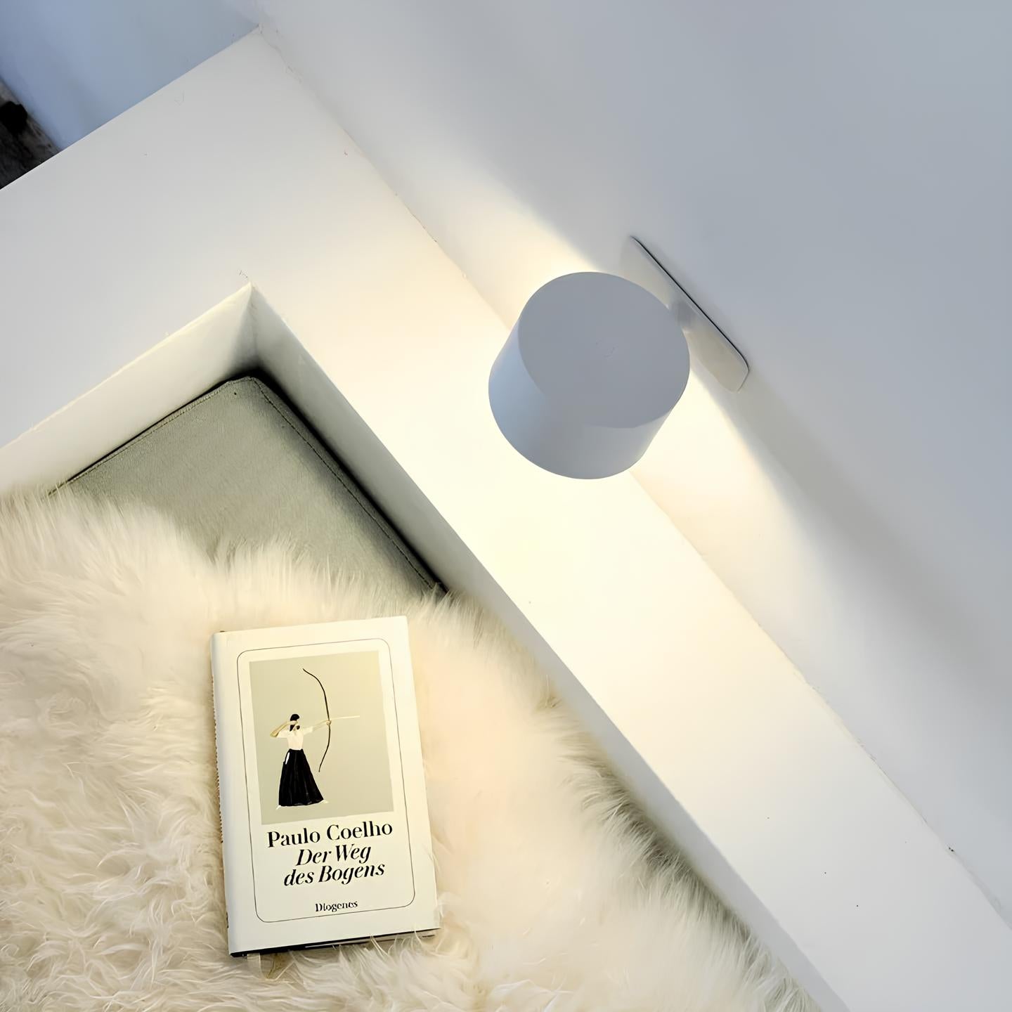 Rechargeable Wireless Wall Lamp - LumoFlex
