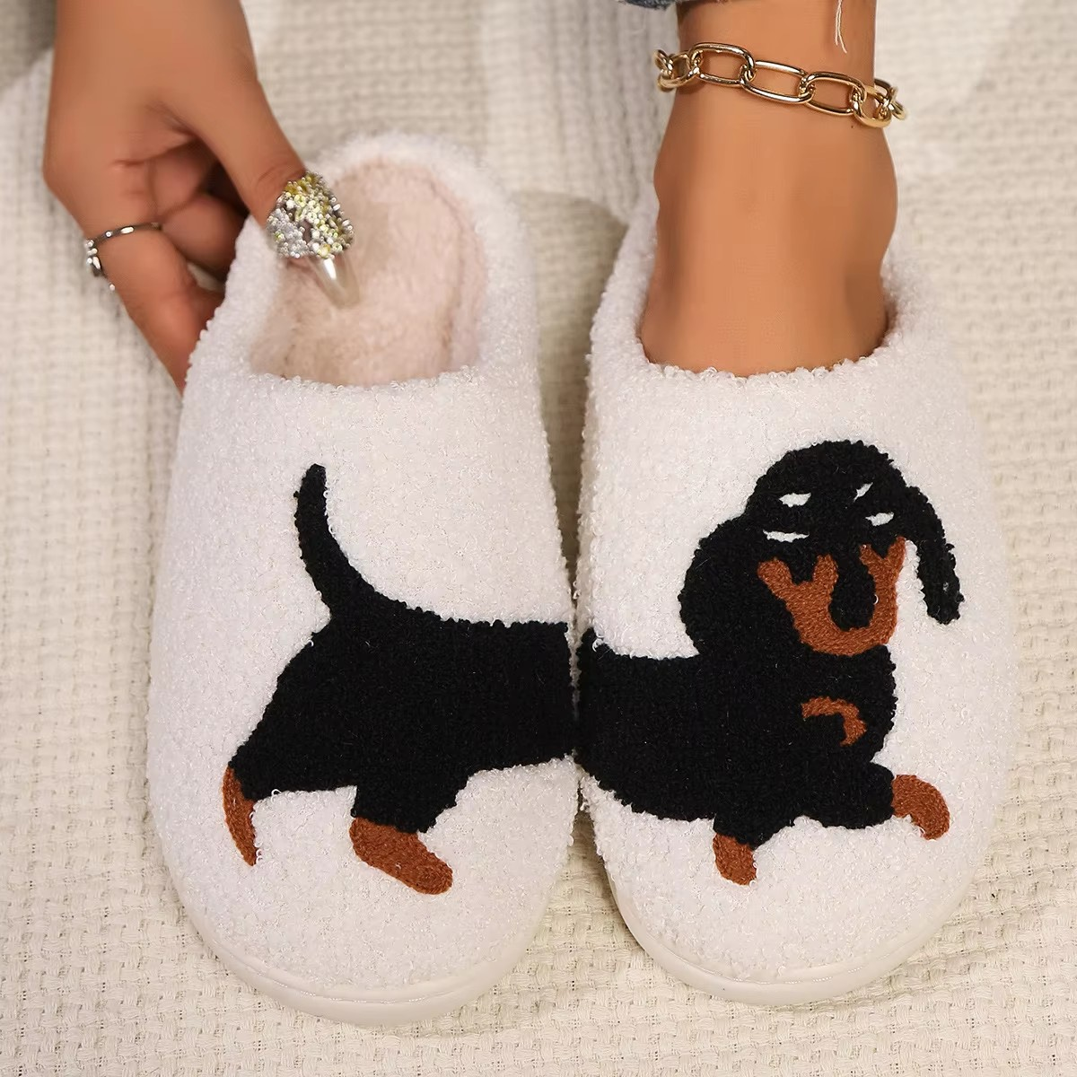 Cozy Home Slippers for Warmth on Chilly Days