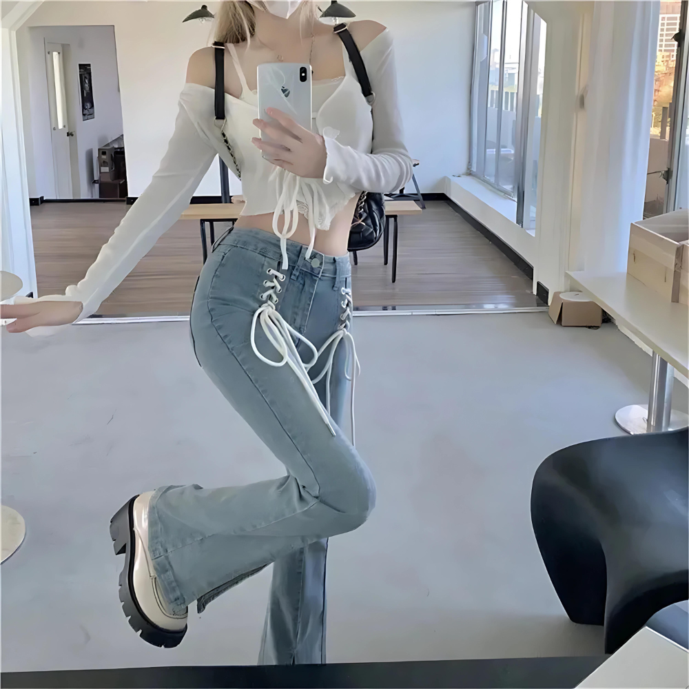 Charlotte High-Waisted Flared Jeans
