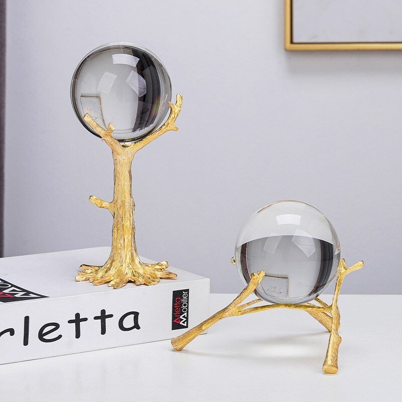 Exquisite Handcrafted Crystal Glass Featuring Intricate Designs - Premium Quality