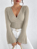 Leona - Stylish Long Sleeve V-Neck Top