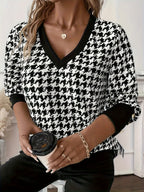 Elise | Chic Houndstooth V-Neck Sweatshirt
