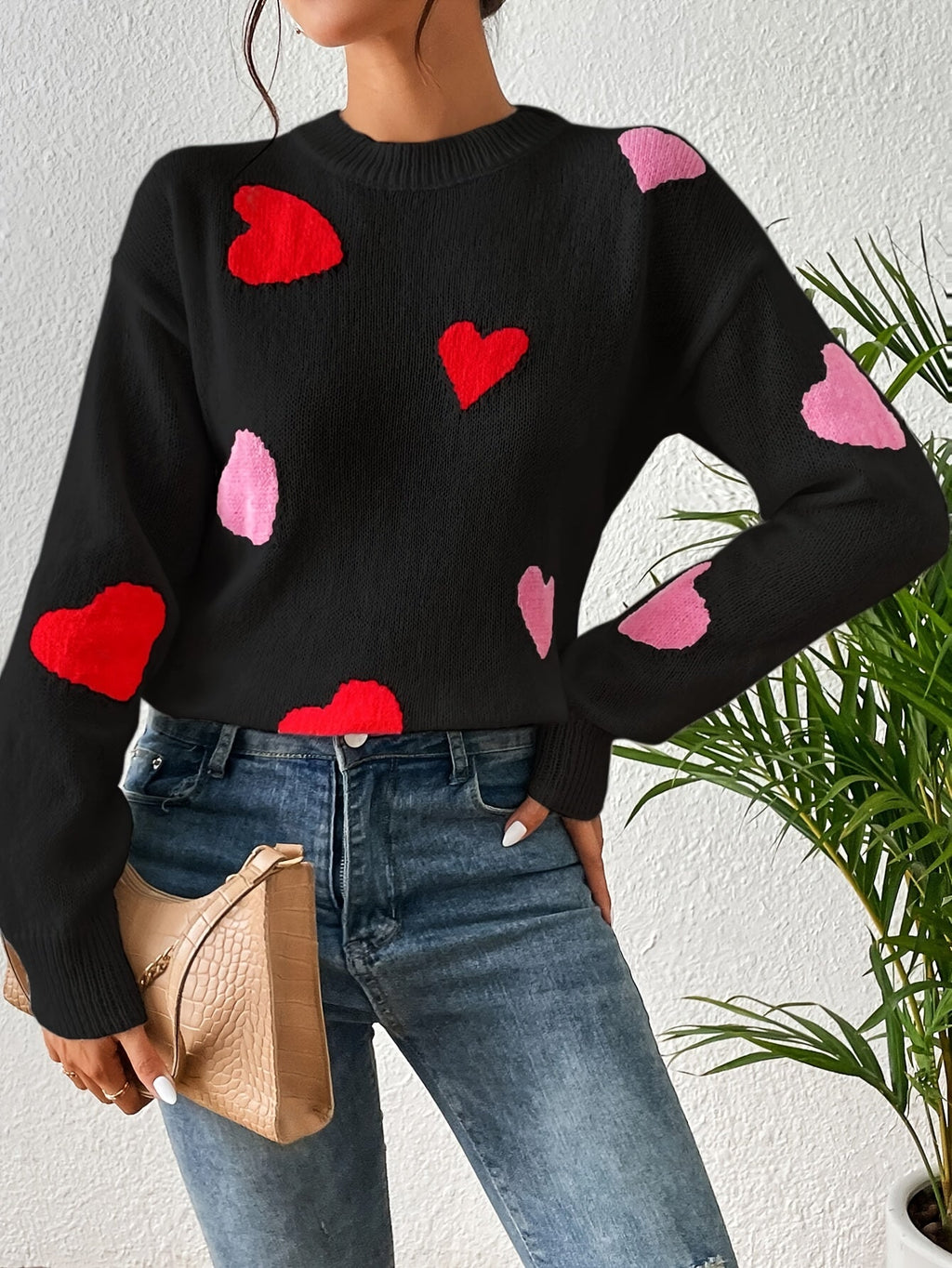 Elise | Women's Round Neck Sweater with Heart Pattern