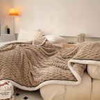 Cozy Lightweight Microfiber Blanket for Travel and Home Use