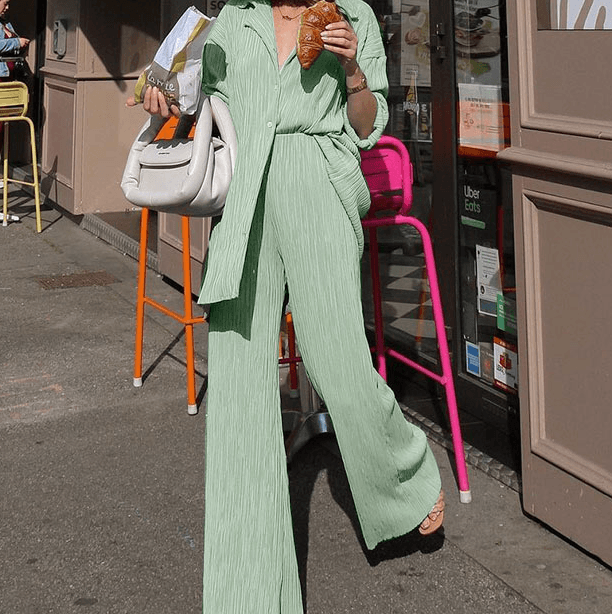Jasmijn - Chic Two-Piece Set with Flowing Trousers