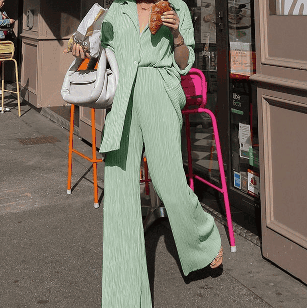 Jasmijn - Chic Two-Piece Set with Flowing Trousers