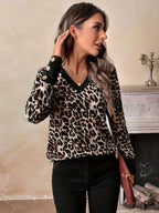 Fay | Women's V-Neck Sweatshirt with Casual Lion Print