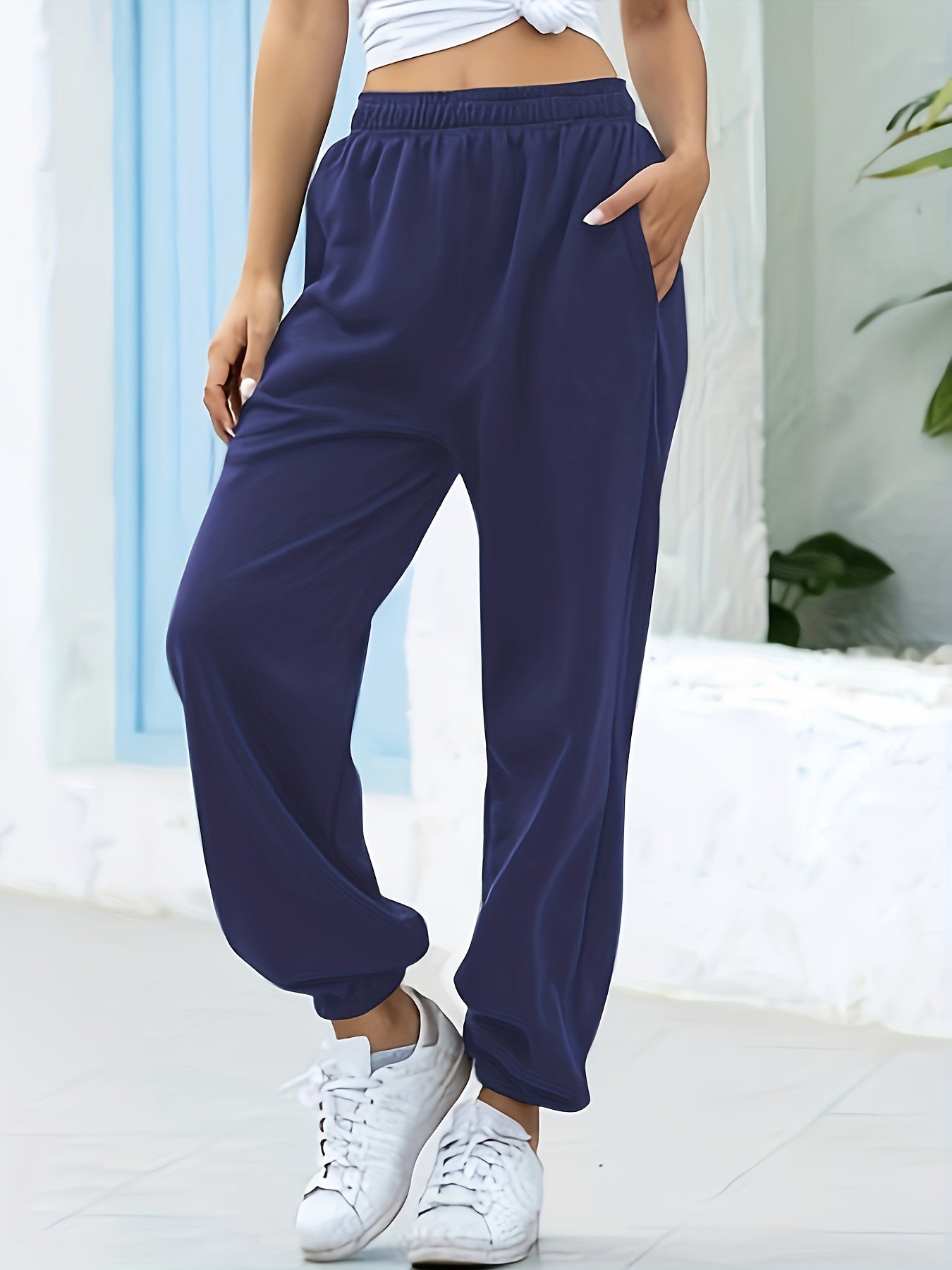 Femke | Classic High-Waisted Elastic Joggers