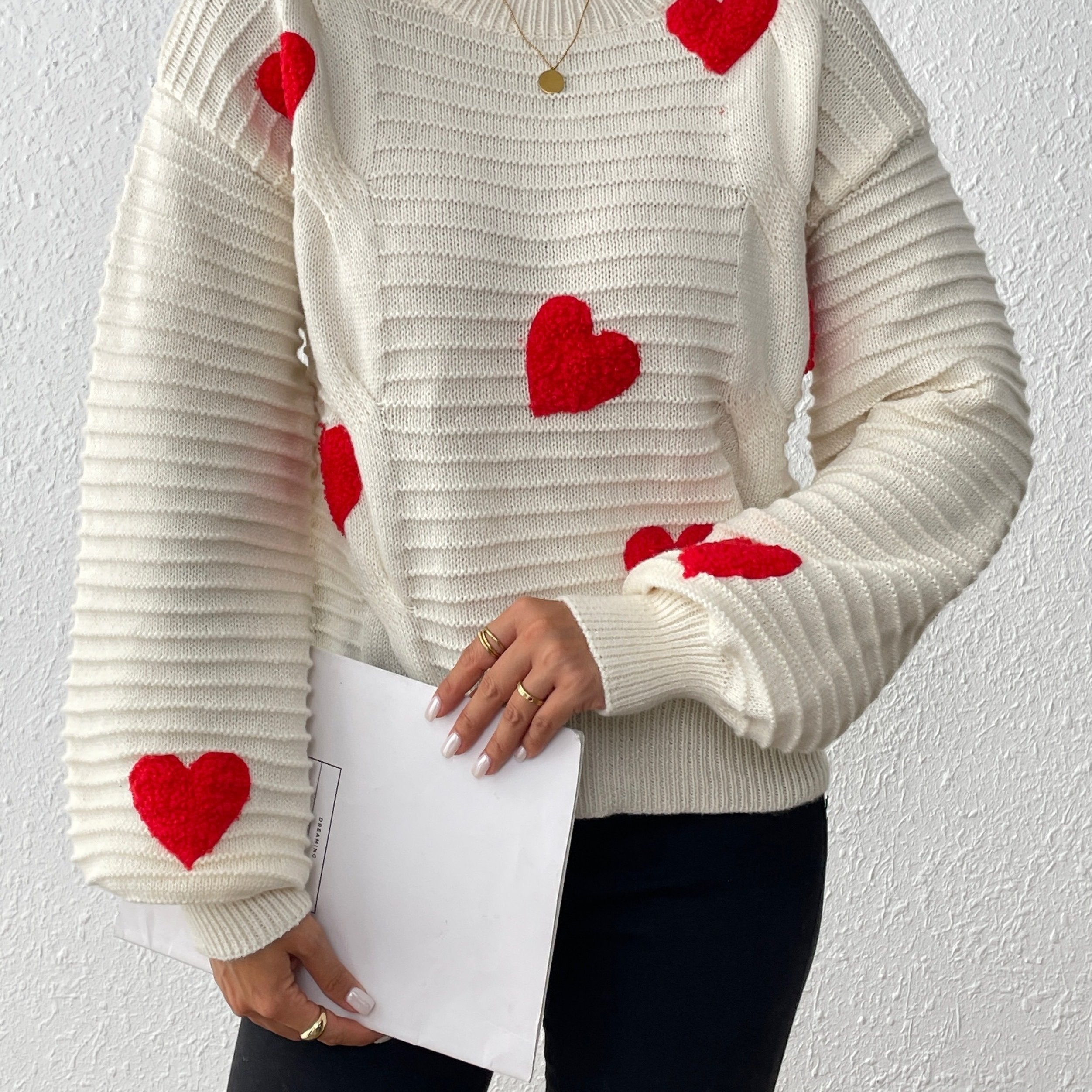 Fien | Chic Cable-Knit Sweater with Heart Design and Balloon Sleeves