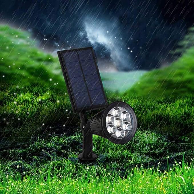 LumaSpot Solar Garden Light