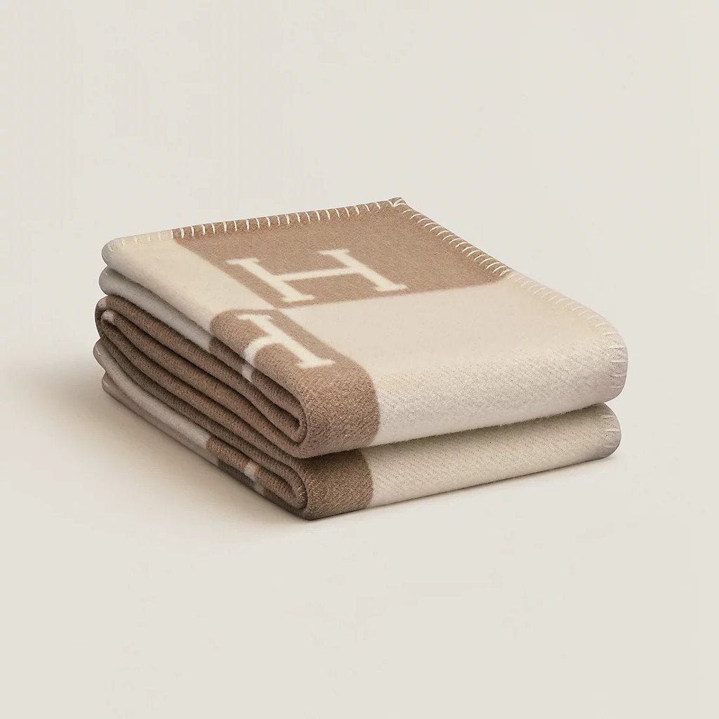 Luxurious Gold Cashmere and Wool Throw Blanket