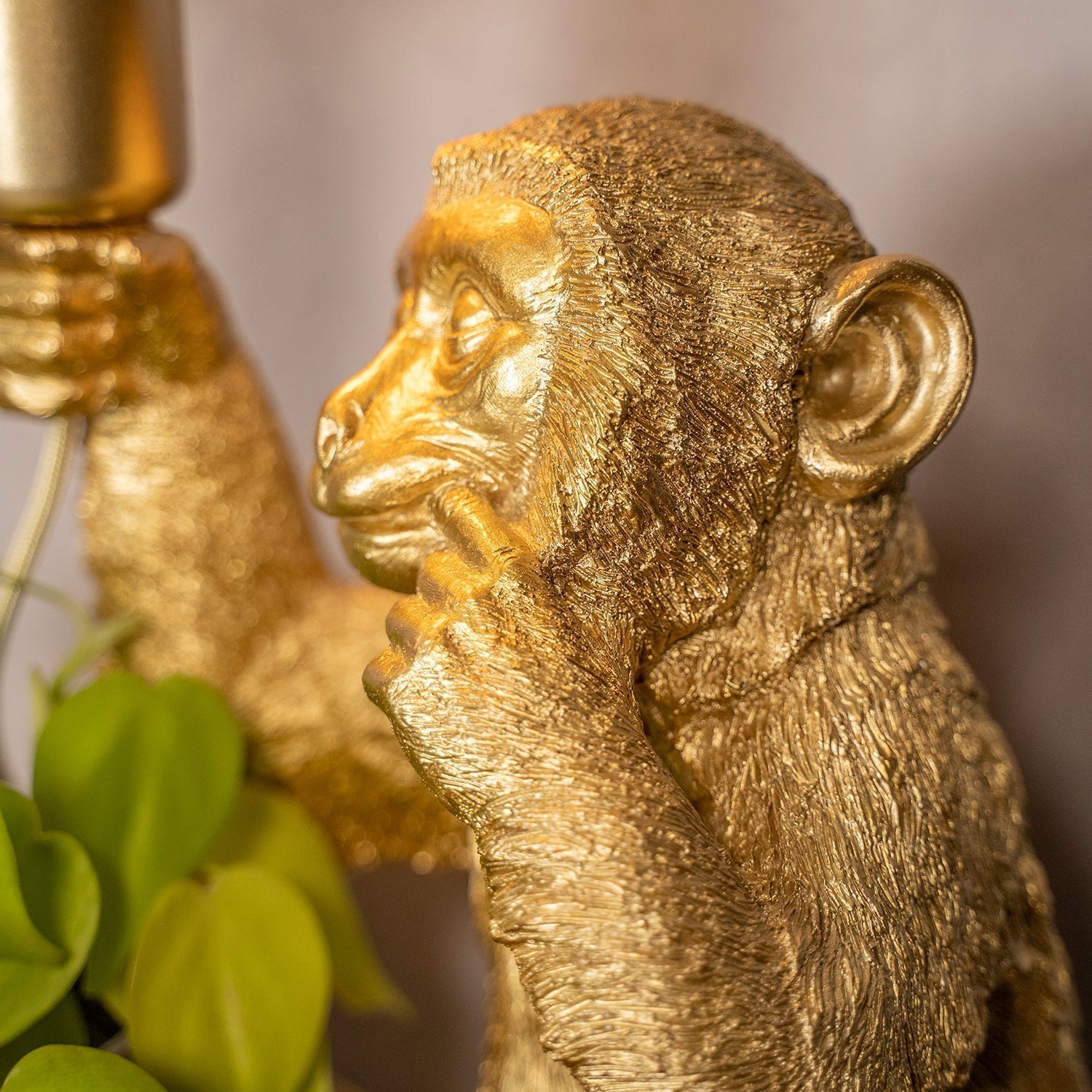 Luxurious GoldenChimp Monkey Table Lamp – Elegant Design