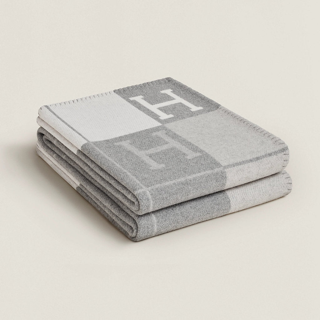 Luxurious Gold Cashmere and Wool Throw Blanket