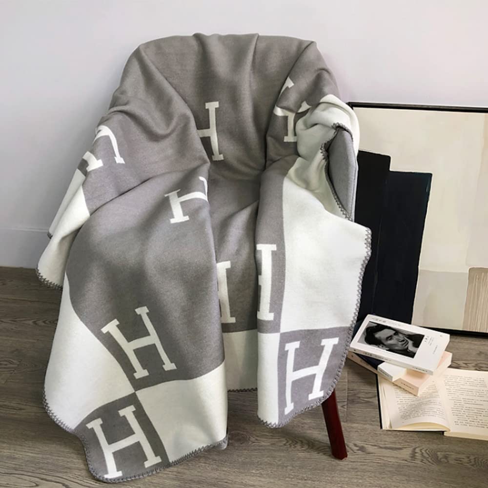 Luxurious Gold Cashmere and Wool Throw Blanket