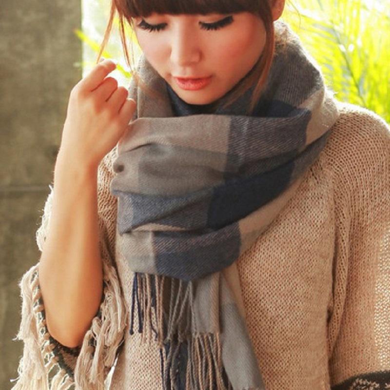 Oversized Luxe Checked Winter Scarf with Fringes