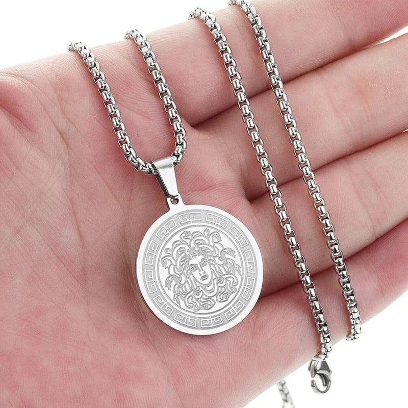 Henky | Medusa Necklace in Gold and Silver