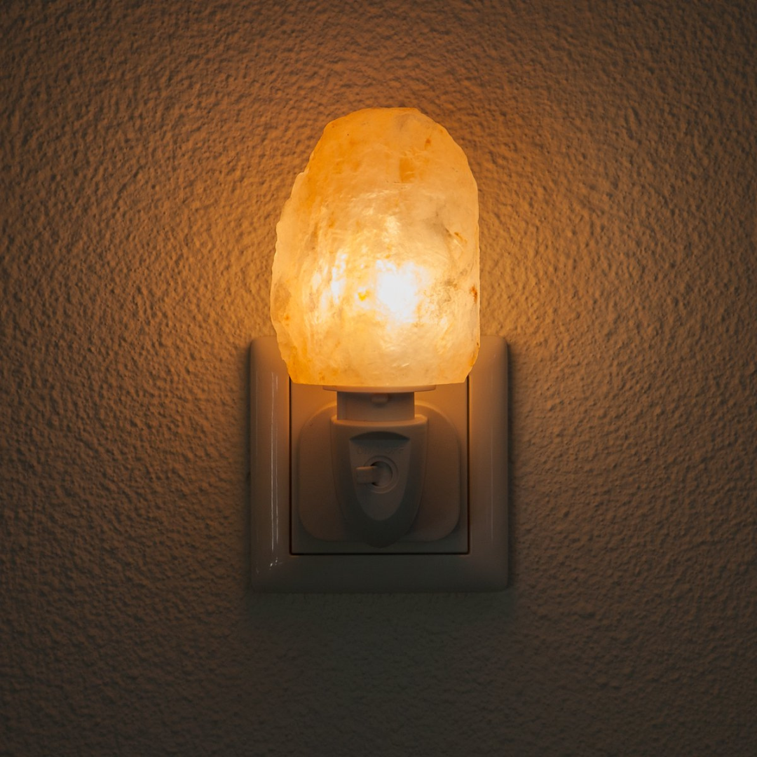 ZenGlow Himalayan Salt Lamp - Purify Your Air and Enhance Relaxation