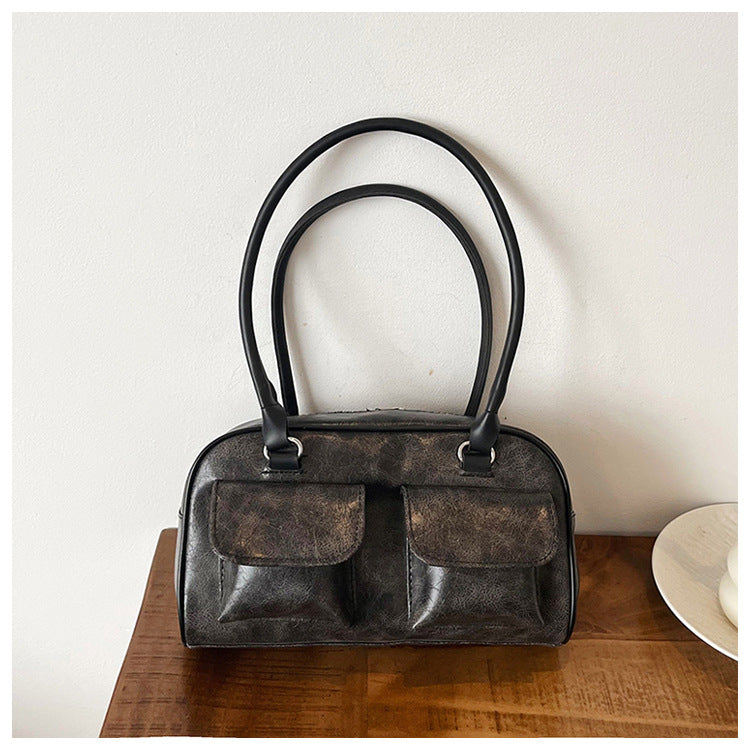 Cozy Vintage-Inspired Shoulder Bag