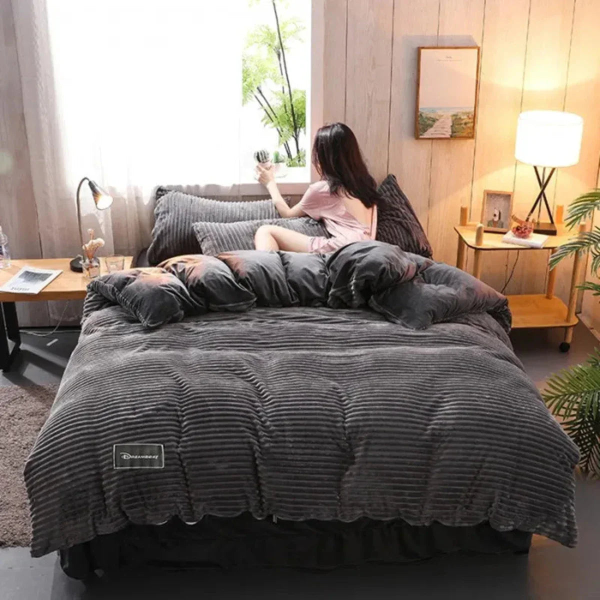 Cozy Two-Layer Thermal Duvet for Ultimate Sleep Comfort