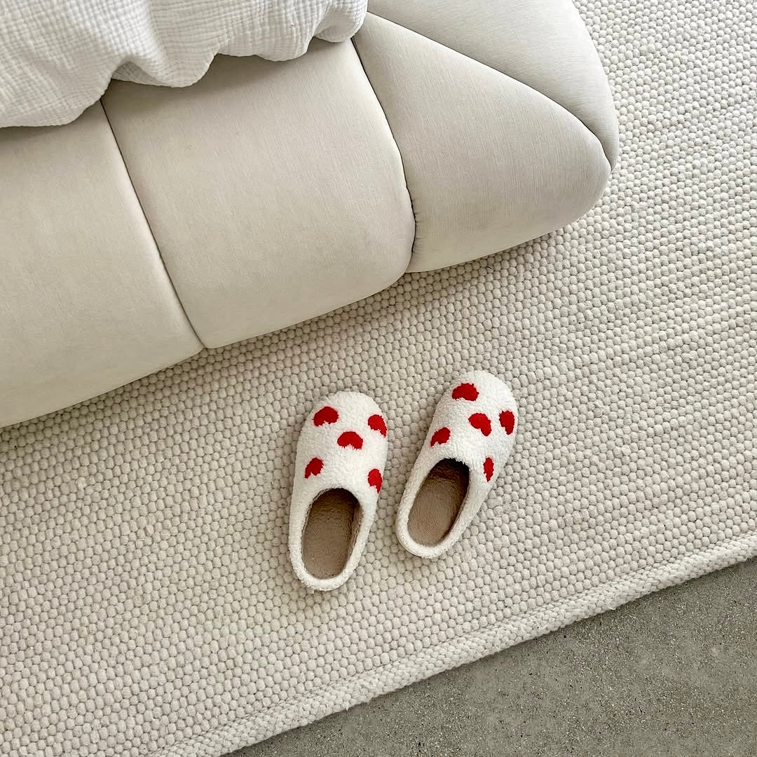 Cozy Home Slippers for Warmth on Chilly Days