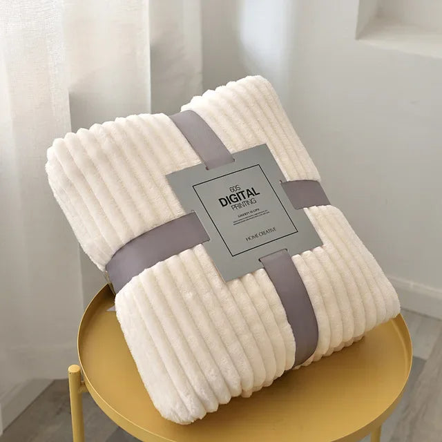 Cozy Velvet Fleece Blanket for Winter Warmth