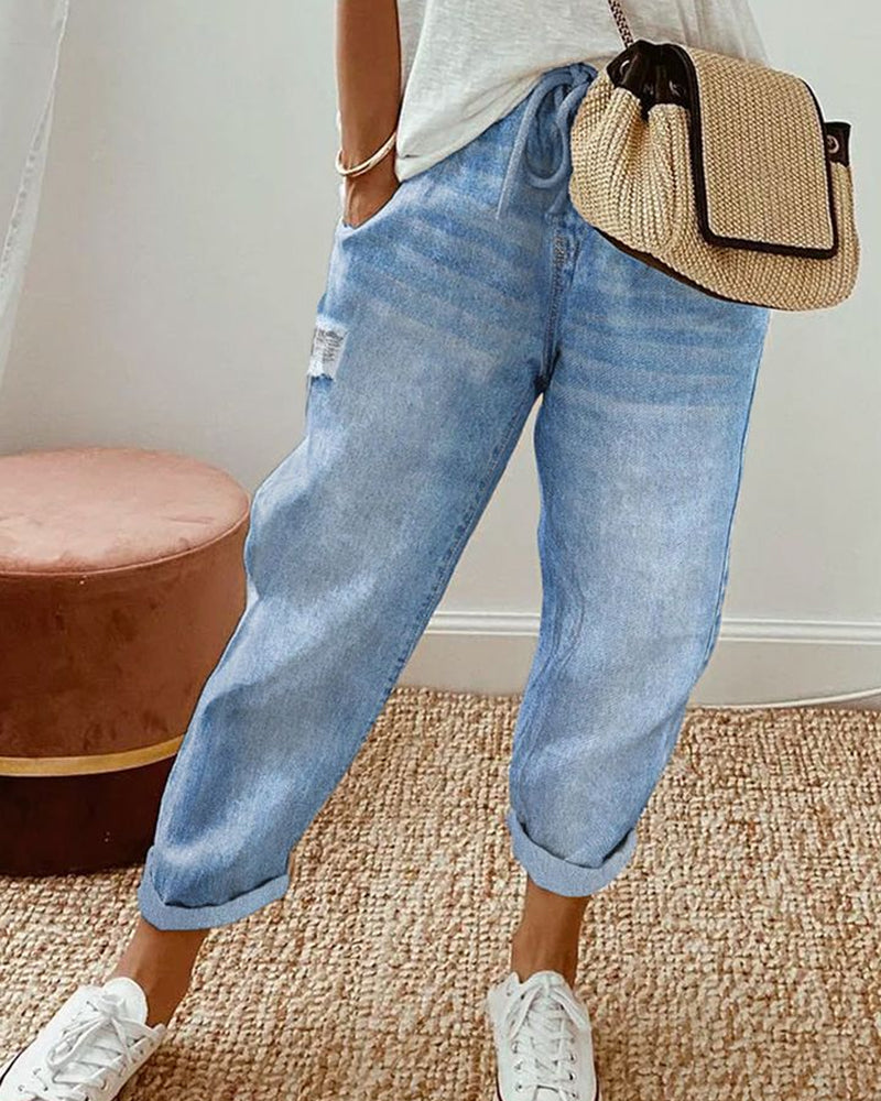 Jeanne | Relaxed Fit Jeans with Convenient Pockets