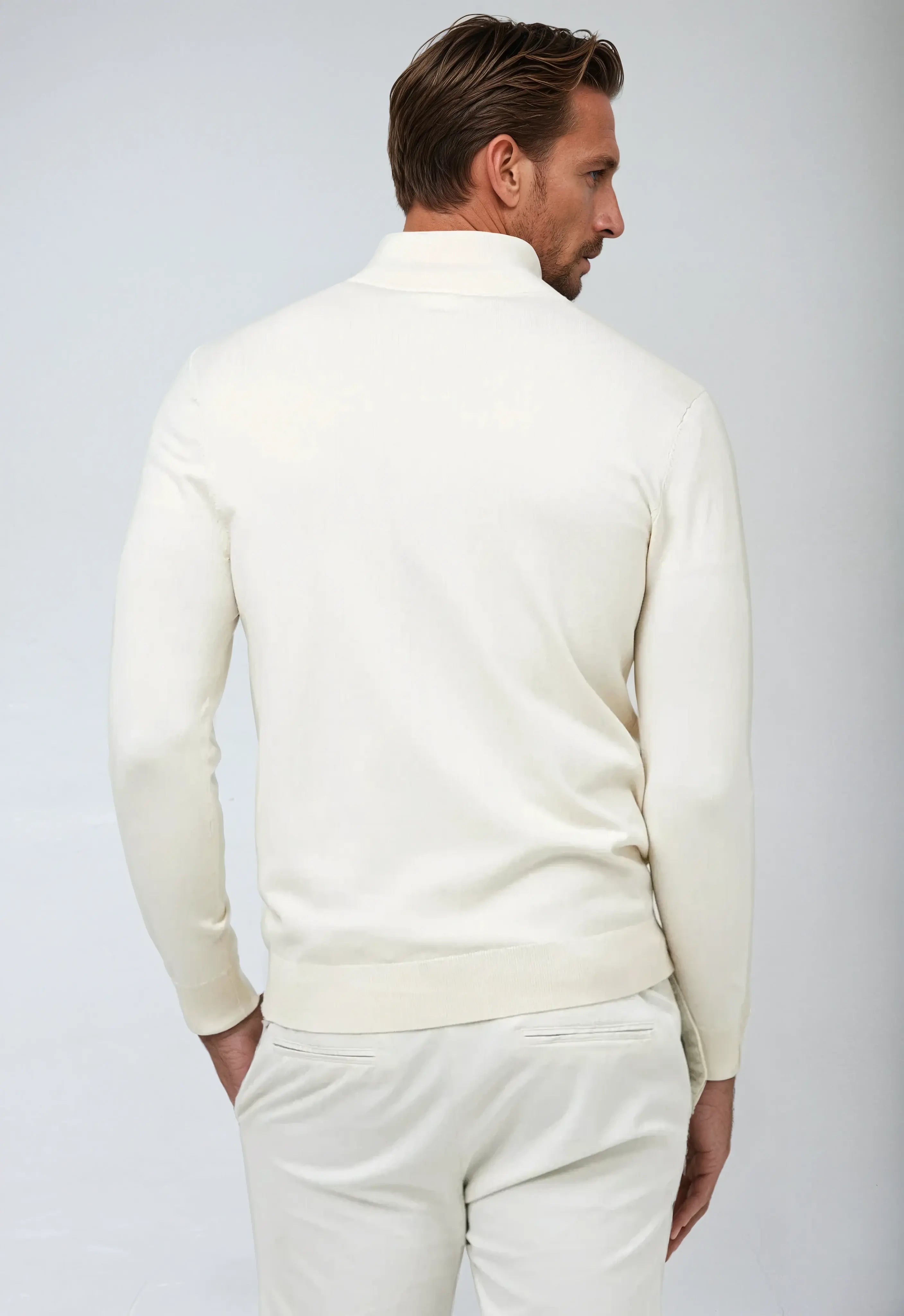 Joël | Classic White Half-Zip Sweater