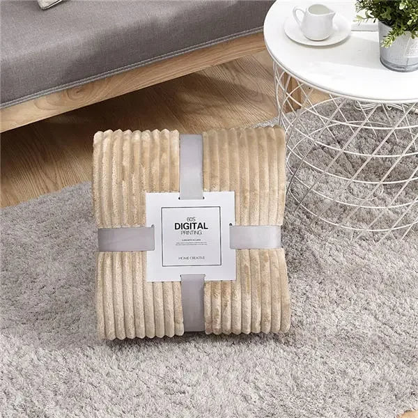Cozy Velvet Fleece Blanket for Winter Warmth
