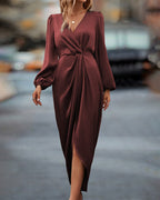 Kim | Chic V-Neck Dress with Lantern Sleeves
