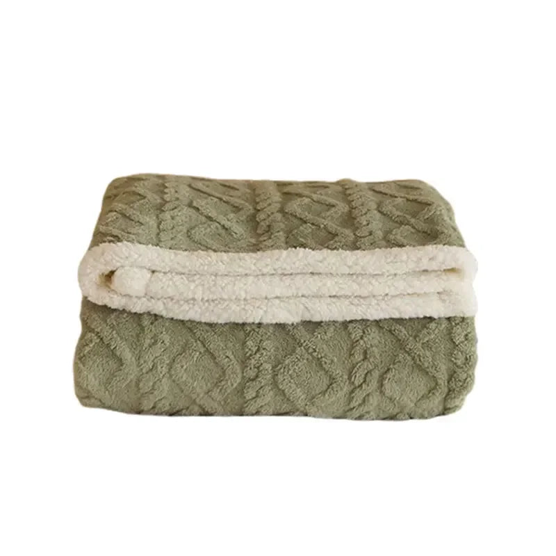 Luxurious Thick Lambswool Winter Blanket with Sophisticated Detailing