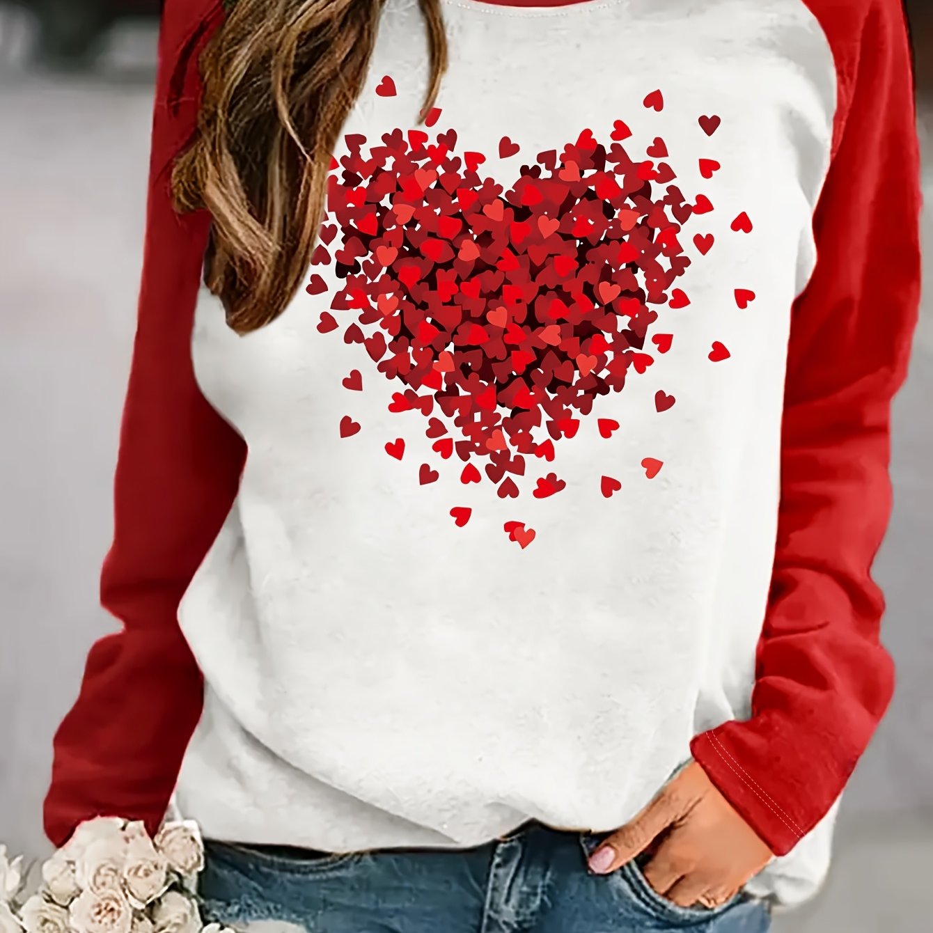 Lotte | Round Neck Sweatshirt with Heart Print