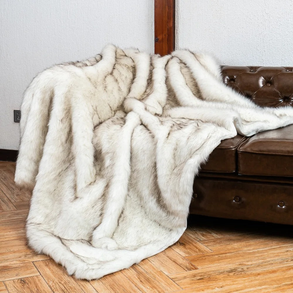 Cozy Winter Comfort Blanket with Luxurious Fur Design