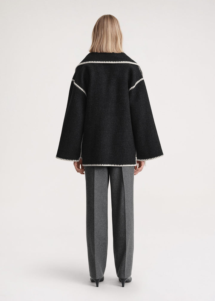 Chic Merino Wool Winter Coat with Built-In Scarf – Women's
