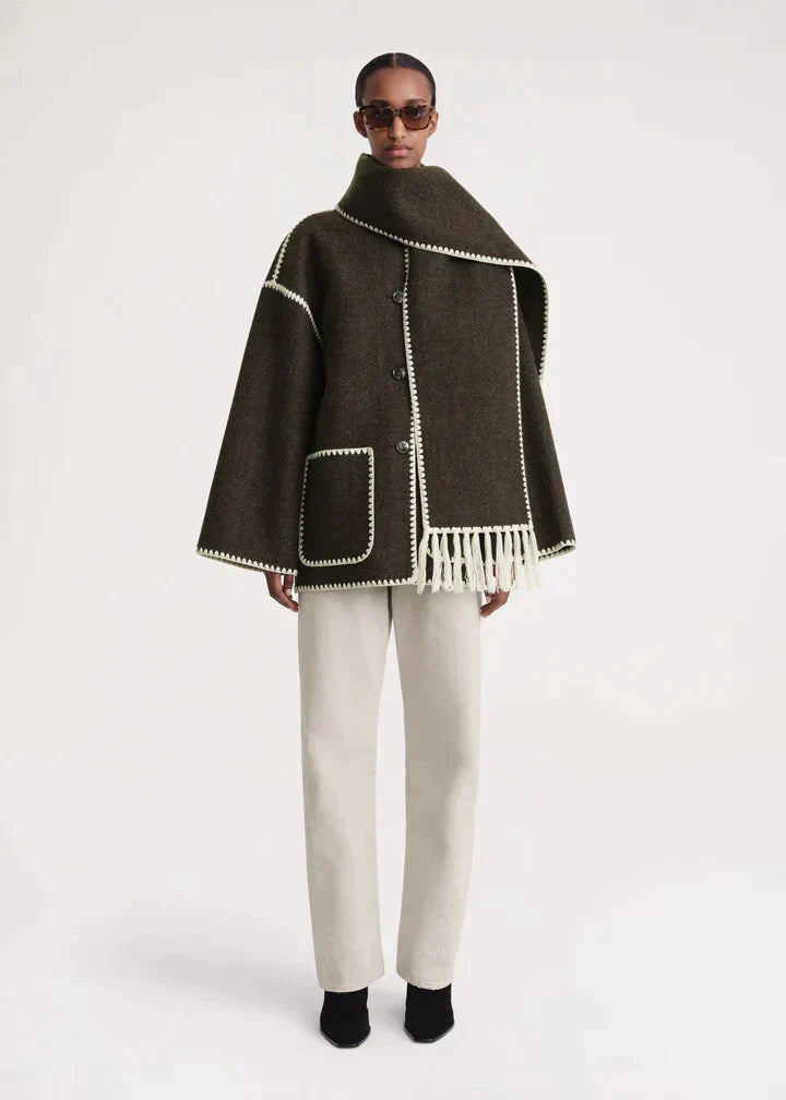 Chic Merino Wool Winter Coat with Built-In Scarf – Women's