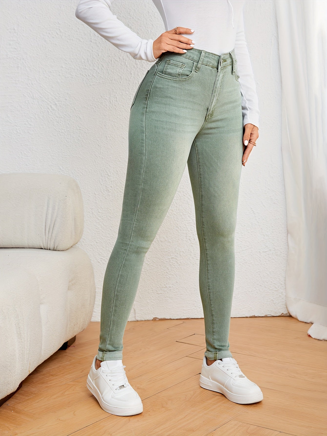 Mila | Women's High-Waisted Slim Fit Jeans