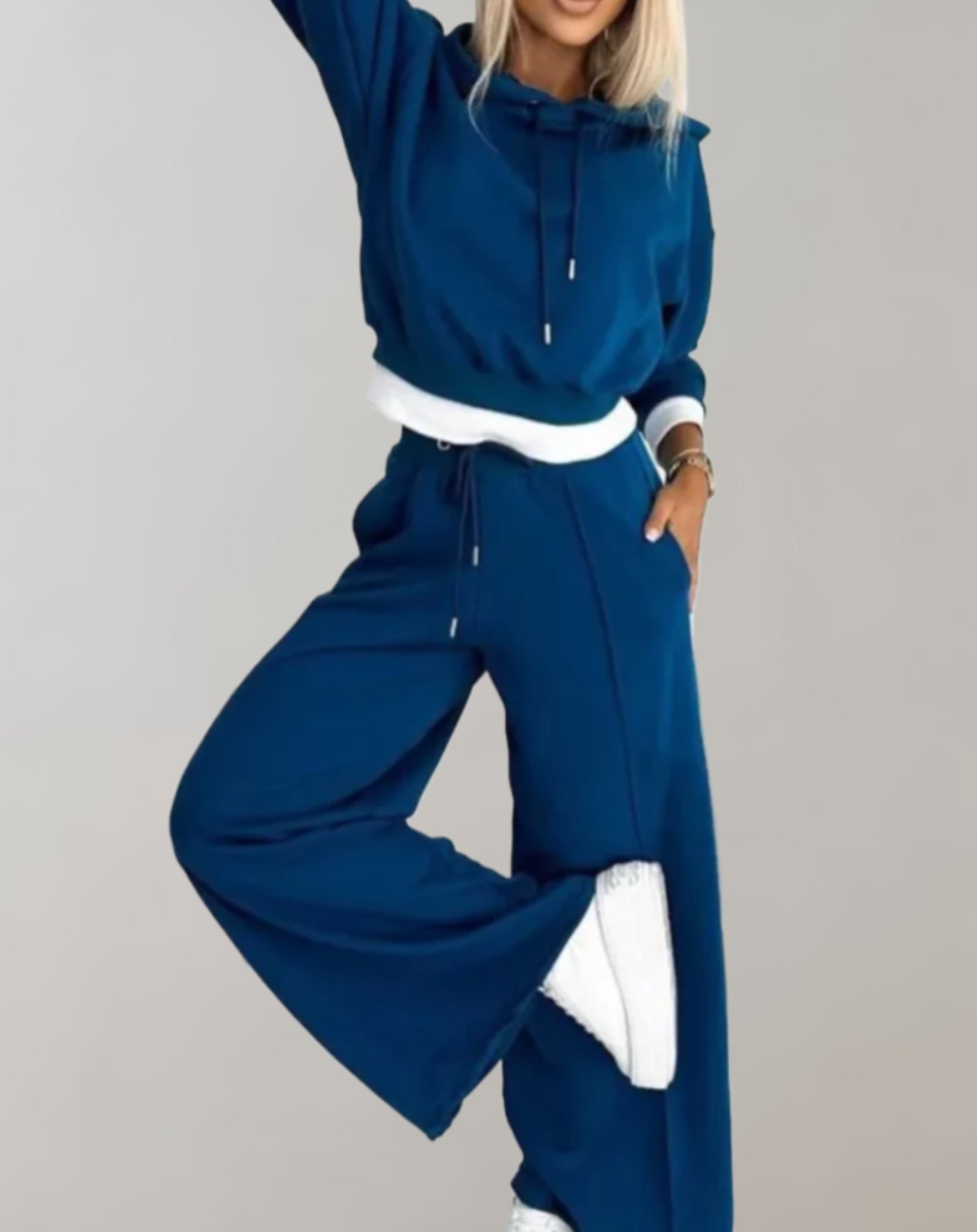 Women's Two-Piece Tracksuit Set - Hoodie and Wide-Leg Pants