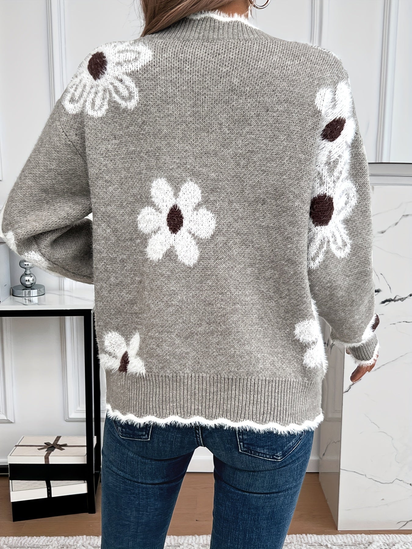 Nina | V-Neck Floral Pattern Knitted Sweater
