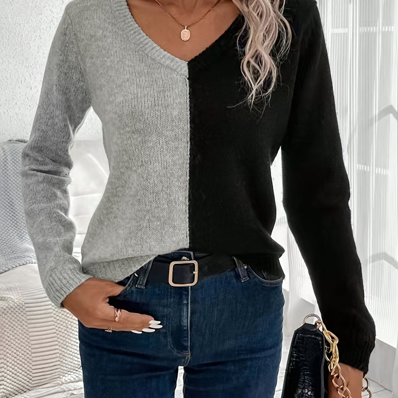 Noa | Stylish Long Sleeve V-Neck Sweater