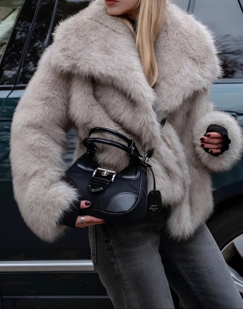 Noa | Cozy Light Beige Faux Fur Jacket