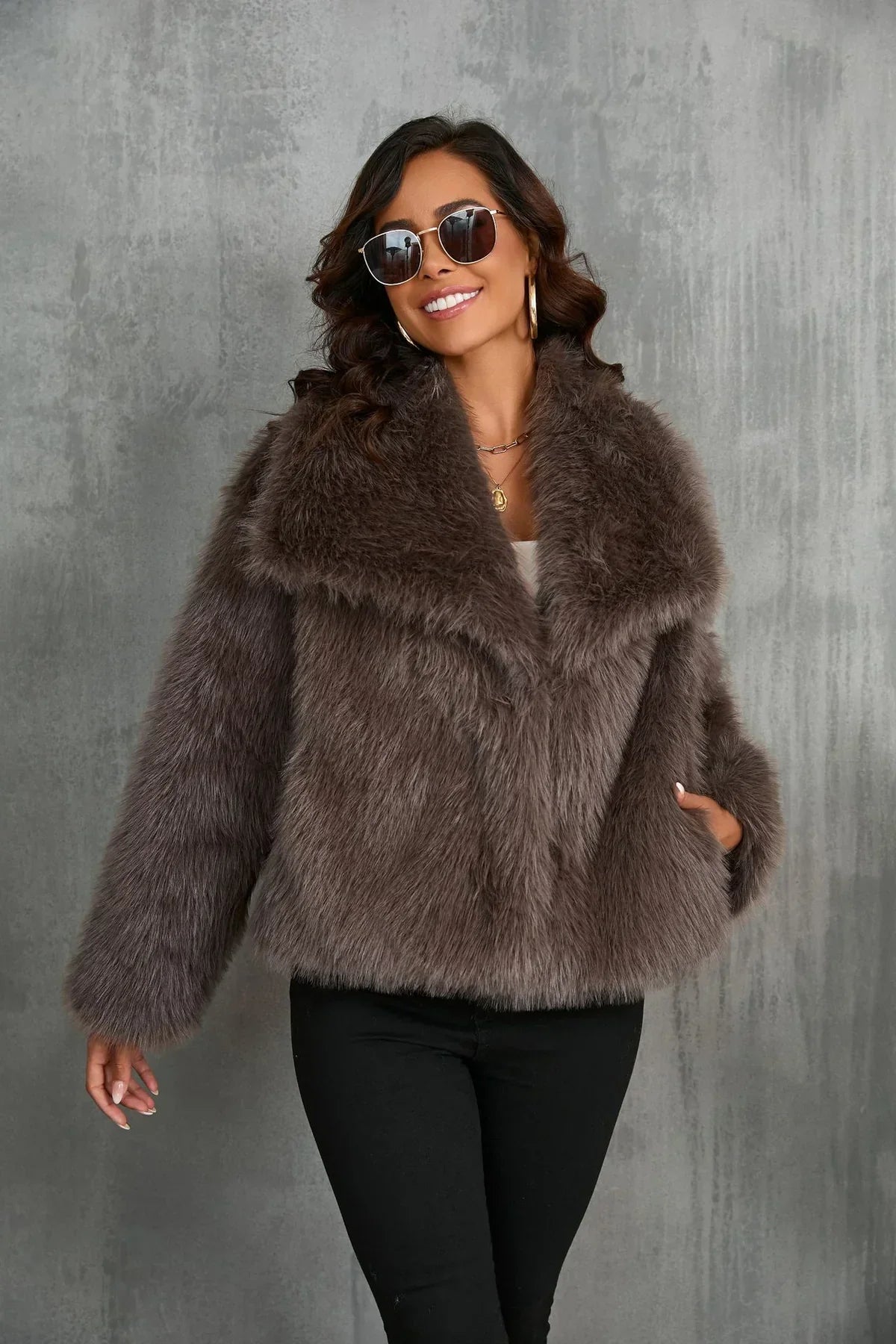 Noa | Cozy Faux Fur Jacket