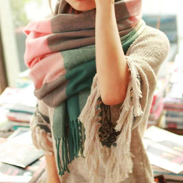 Oversized Luxe Checked Winter Scarf with Fringes