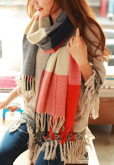 Oversized Luxe Checked Winter Scarf with Fringes
