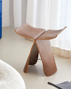 Elegant Butterfly Side Table with Distinctive Design for Sophisticated Spaces