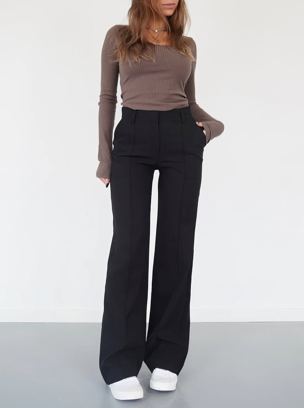High-Waisted Wide Leg Trousers for Women with Pockets and Belt Loops