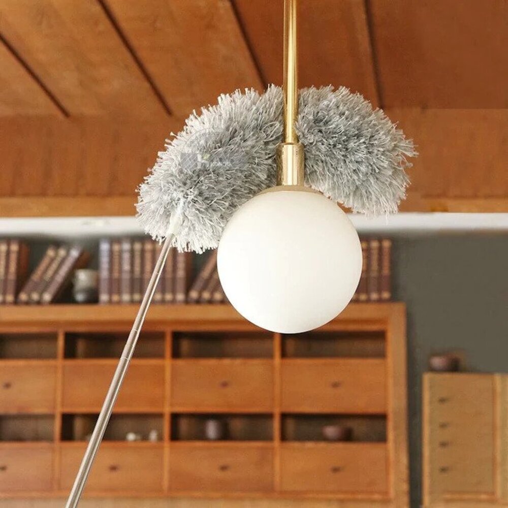 Telescopic Handle Anti-Static Duster – Efficient and Easy to Use