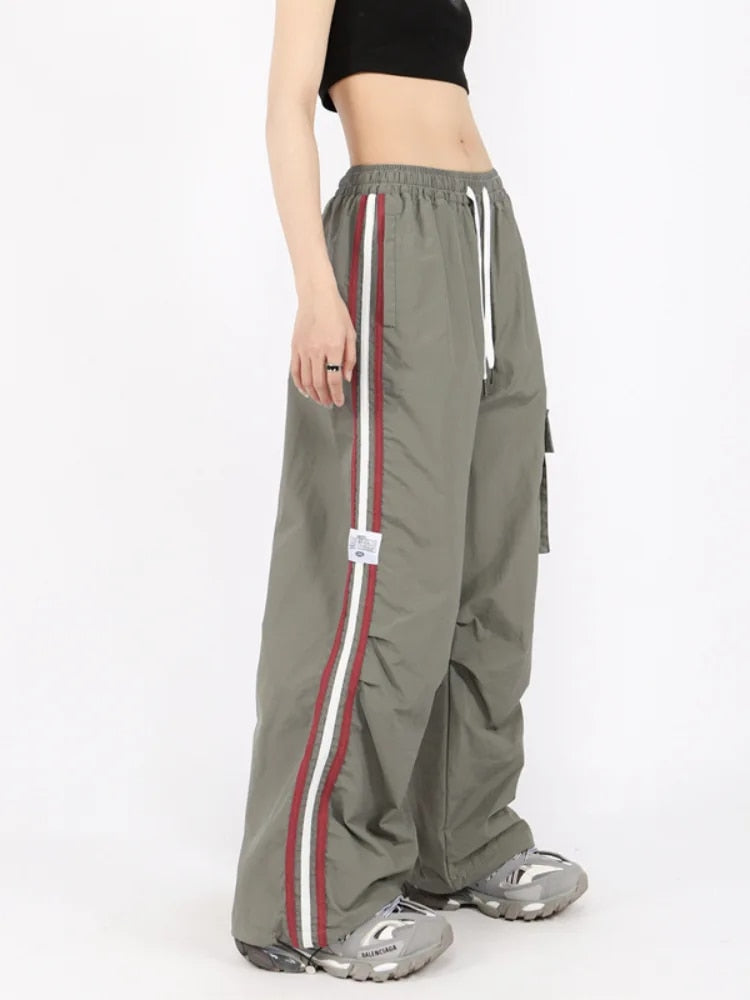 Stylish Cargo Pants with Drawstring and Multiple Pockets